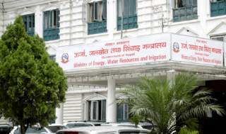 सिँचाइका रुग्ण ठेक्का तोड्न सुरु, बबई सिँचाइ आयोजनाको ६ वटा ठेक्का तोडिंदै