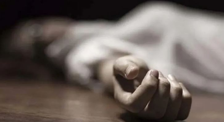 मनमैजुमा आफ्नै कोठामा मृत फेला परिन् एक महिला