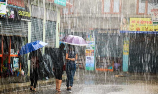 आज यी स्थानमा भारीदेखि धेरै भारी वर्षाको सम्भावना