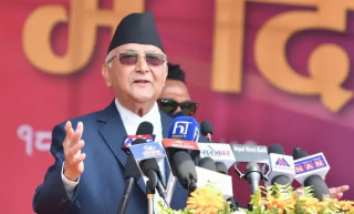 पत्याउनै छाडे प्रधानमन्त्रीलाई: कतै विरुद्धमा हुटिङ, कतै सिट पनि खाली