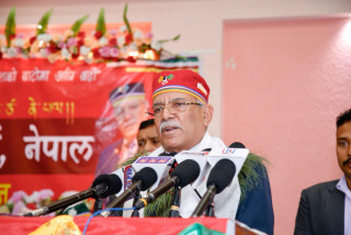 माओवादी एक नम्बरतिर उकालो लाग्दैछ : प्रचण्ड