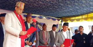 नवनियुक्त मुख्यमन्त्री बानियाँसहित ८ मन्त्रीले लिए शपथ
