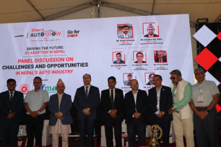 नेपालमै इभी गाडी उत्पादन गर्न उद्योग सचिव राउतको व्यवसायीलाई आग्रह कसरी होला कानूनी अड्चनको समाधान ?