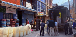 निर्वाचनका लागि ७५ जिल्लामा पुर्‍याइयो सामग्री र मतपत्र