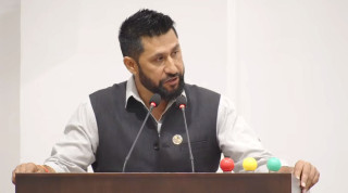अध्यादेशको आलोचनापछि रवि लामिछानेसहित रास्वपा सांसदहरू छलफलमा