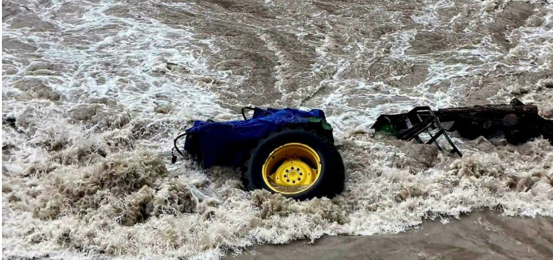 मैवाखोलाले बगाएर बेपत्ता भनिएको दुई जना  पौडिएर सकुशल सम्पर्कमा