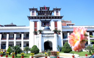 विदेश र अन्तरजिल्ला मतदानबारे आयोगमा छलफल