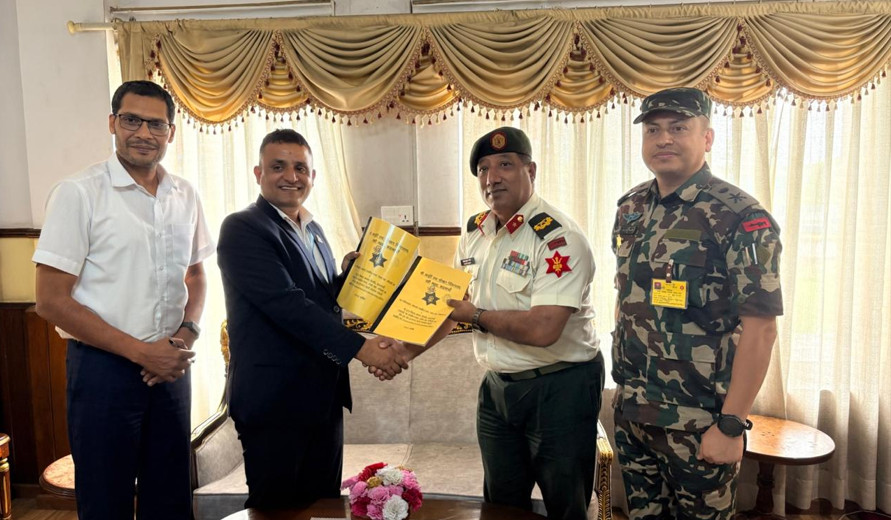 नेपाली सेनाले डीडीसीबाट दैनिक १० हजार लिटर दूध किन्ने